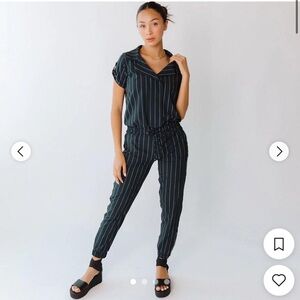 Albion Fit Black Striped Collared Short Sleeve  Jumpsuit Women’s Size XXS